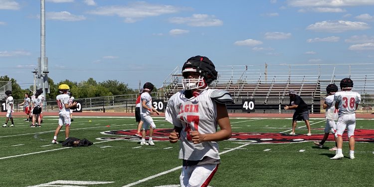 Elgin Owls football players put in work Friday, Aug. 12 as they look to compete with other 5A schools. PHOTO BY CURTIS AWBREY