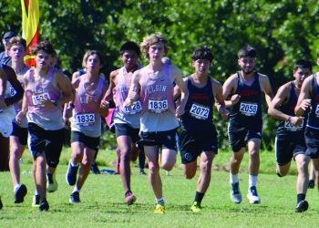 Elgin shows ‘strong chance’ of qualifying for 5A state meet