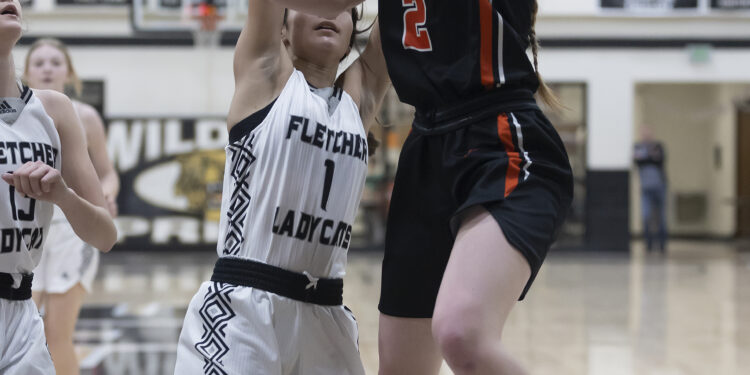 Lady Tigers capture third at Black Diamond tourney