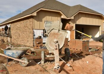 New housing addition will lease houses near Cache