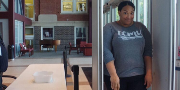 Lawton City Council to consider increasing minimum pay for city employees