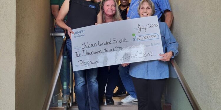 Arvest Foundation donates to Children United