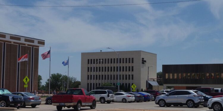 Comanche County Commissioners OK project to build new parking lot west of courthouse