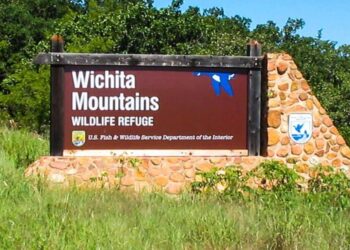 Hiking to be limited in Wichita Mountains Wildlife Refuge