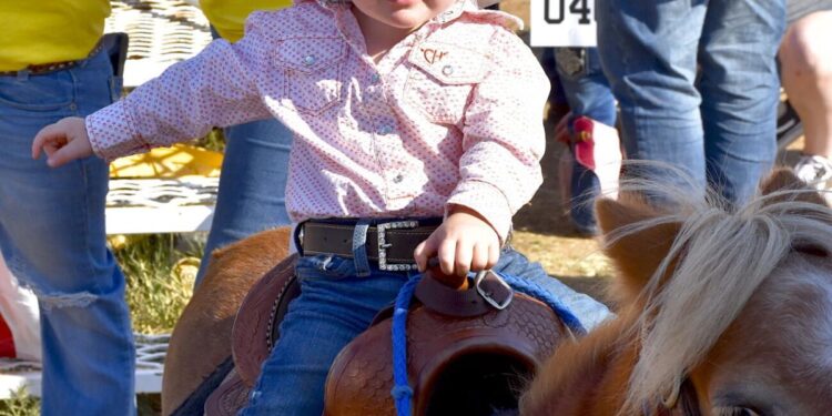 If you wanna rodeo, it's good to start young