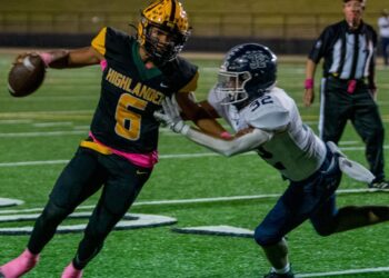 Mac, Elgin preparing for Friday showdown