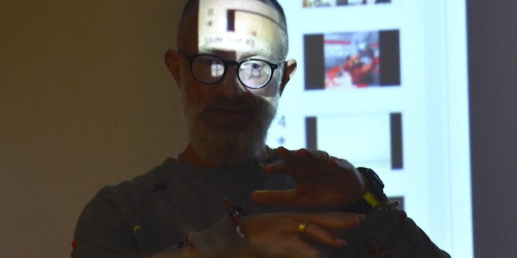 Cameron alumni artist shares creative concepts with students, public