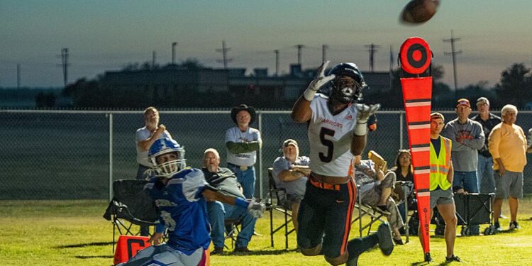 Defending champ Tipton leads area teams in lower classes