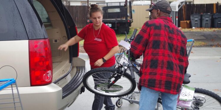 Army of volunteers deliver Angel Tree gifts in Lawton