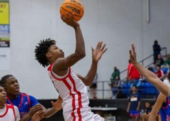 LHS pulls away late, wins title at Coliseum