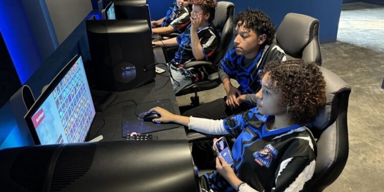 Lawton Public Schools middle schools bring back esports awards