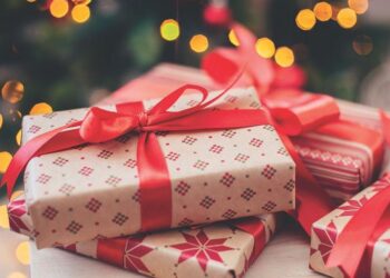 COLUMN: Spread holiday cheer without breaking the bank