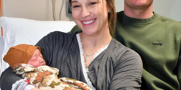 First baby of new year in Lawton just won't wait