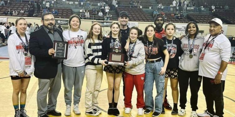 Cache girls claim State mat runner-up trophy