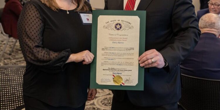 Darcy Reeves receives Governor's Award for Community Service