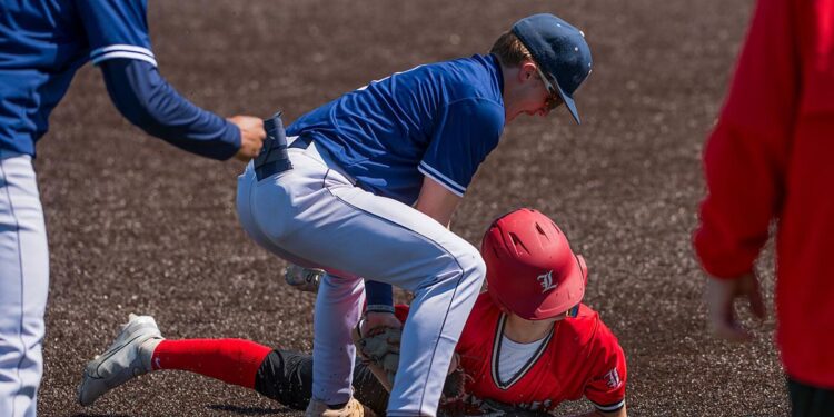 Ike, Cache, Altus advance as Bowman pool leaders