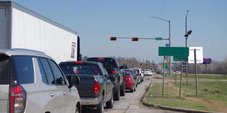 Project to modernize Gore signal lights to be template for other projects