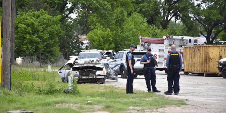 Inert mortar round found in car at scrap yard in Lawton