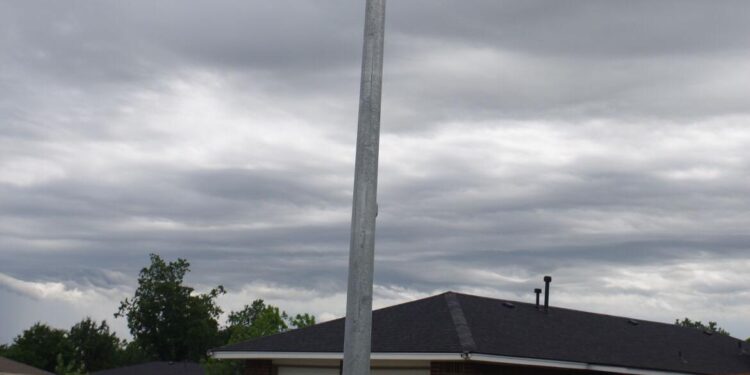 Lawton City Council stops work on cell phone tower while other options are explored