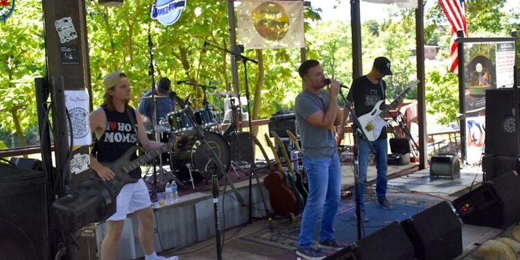 When the Park is a rockin', come a'knockin'