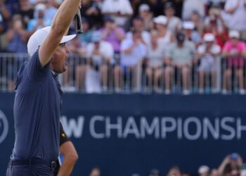 Bradley goes from last man in to BMW Championship winner