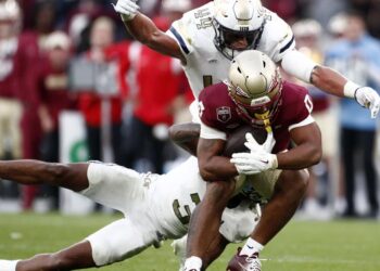 Georgia Tech stuns No. 10 Florida State with late FG