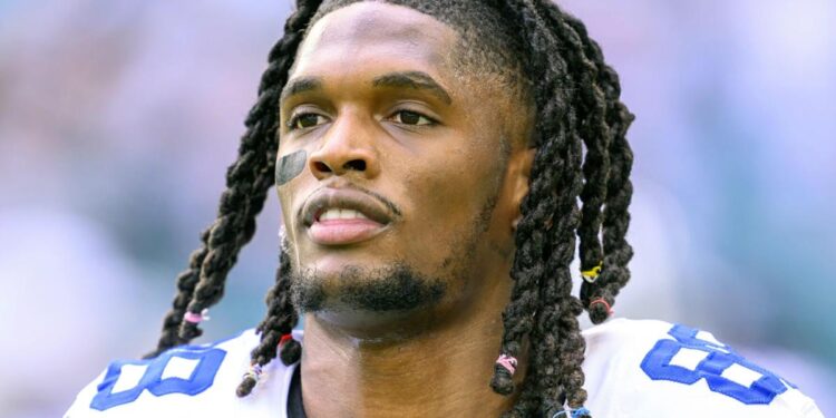 Lamb agrees to 4-year, $136M deal