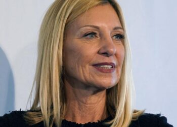 CVS Health CEO Lynch steps down as national chain struggles to right its path