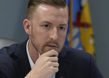 Oklahoma parents and teachers sue to stop top education official's classroom Bible mandate