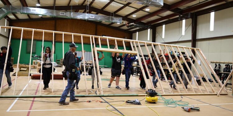 Classroom construction builds lessons for LRC students