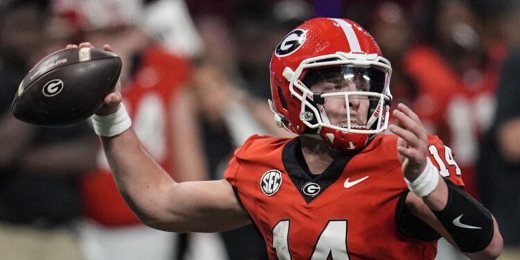 Georgia turns to backup Stockton at QB