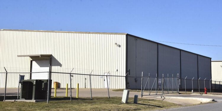 Lawton council wants more details before leasing building for LATS