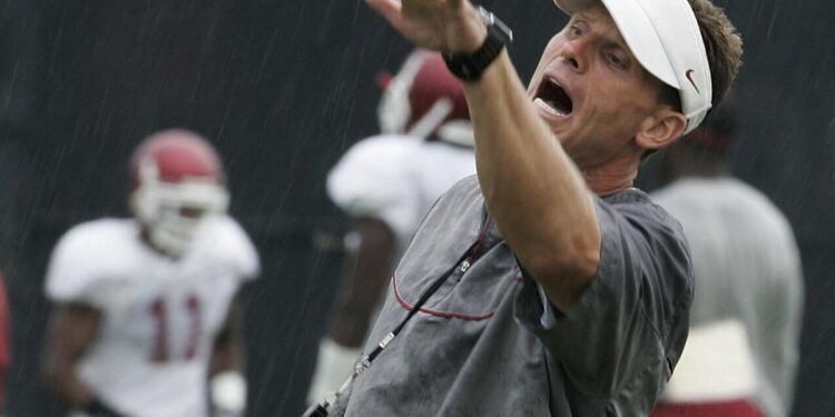 OU hires Washington State's Arbuckle as OC
