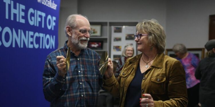 US Cellular gifts $1500 in instruments to Lawton Arts for All