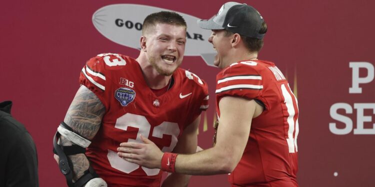 AP writer predicts Ohio State will take home title