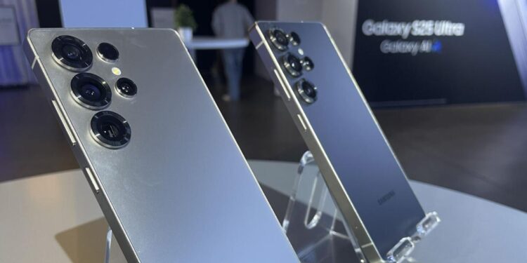 Samsung aims to turn its next generation of Galaxy smartphones into AI companions