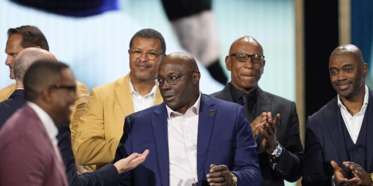 Antonio Gates, Jared Allen, Eric Allen, Sterling Sharpe to enter Hall