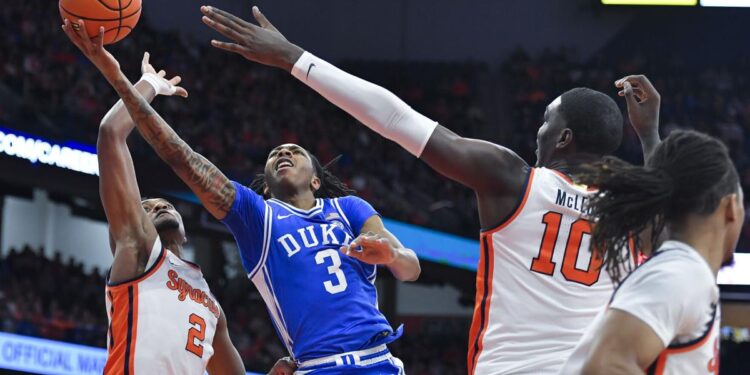 Proctor scores 16 to lead No. 2 Duke to 16th straight win, 83-54 over Syracuse