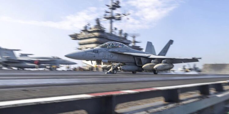 US military conducts airstrikes against Islamic State operatives in Somalia