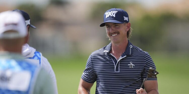 Knapp hangs on to Cognizant Classic lead