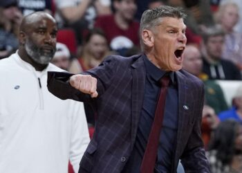 UConn eliminates OU, 67-59