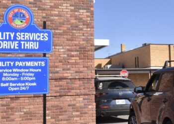 Wait times may be long at City Hall's payment drive-thru